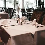 Hotel-restaurant Grambacher I Free Parking I Self Check-in 4*
