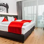Отель Hotel-restaurant Grambacher I Free Parking I Self Check-in