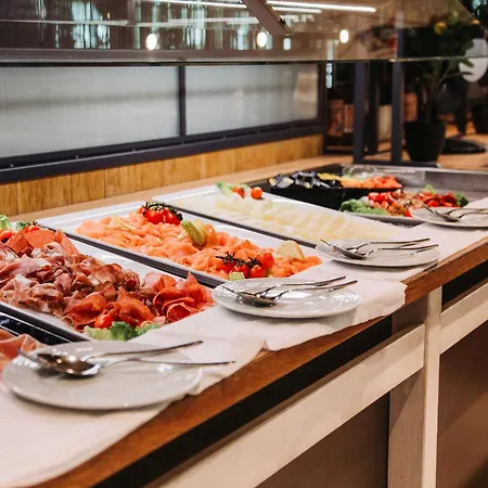 Hotel-restaurant Grambacher I Free Parking I Self Check-in Γκρατς