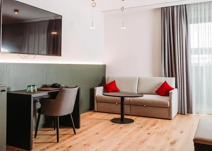 Hotel-restaurant Grambacher I Free Parking I Self Check-in فندق غراتس