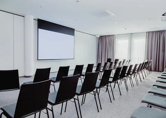 Hotel-restaurant Grambacher I Free Parking I Self Check-in