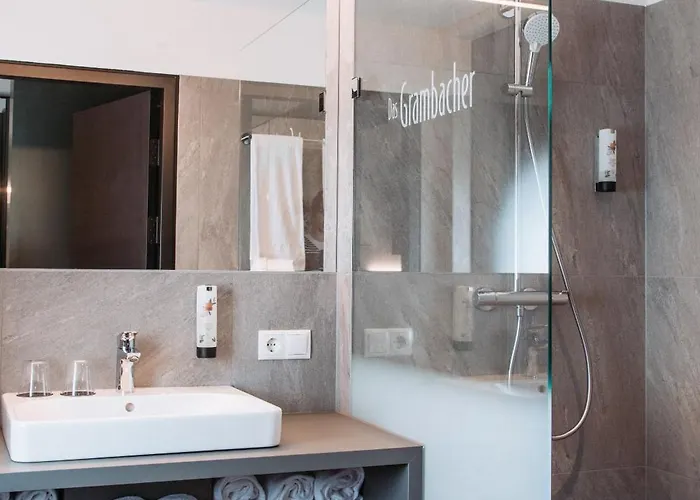 Hotel Hotel-restaurant Grambacher I Free Parking I Self Check-in Graz